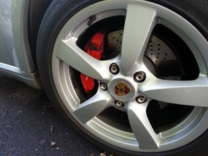 This Porsche Cayman is running on Continental Contact 3 tyres.