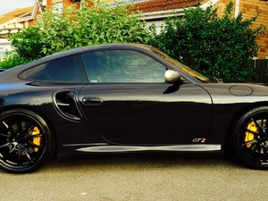 19" Black 997 GT3 rims with brand new Michelin tyres all round.