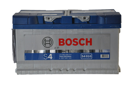Revolution Porsche recommend Bosch batteries.